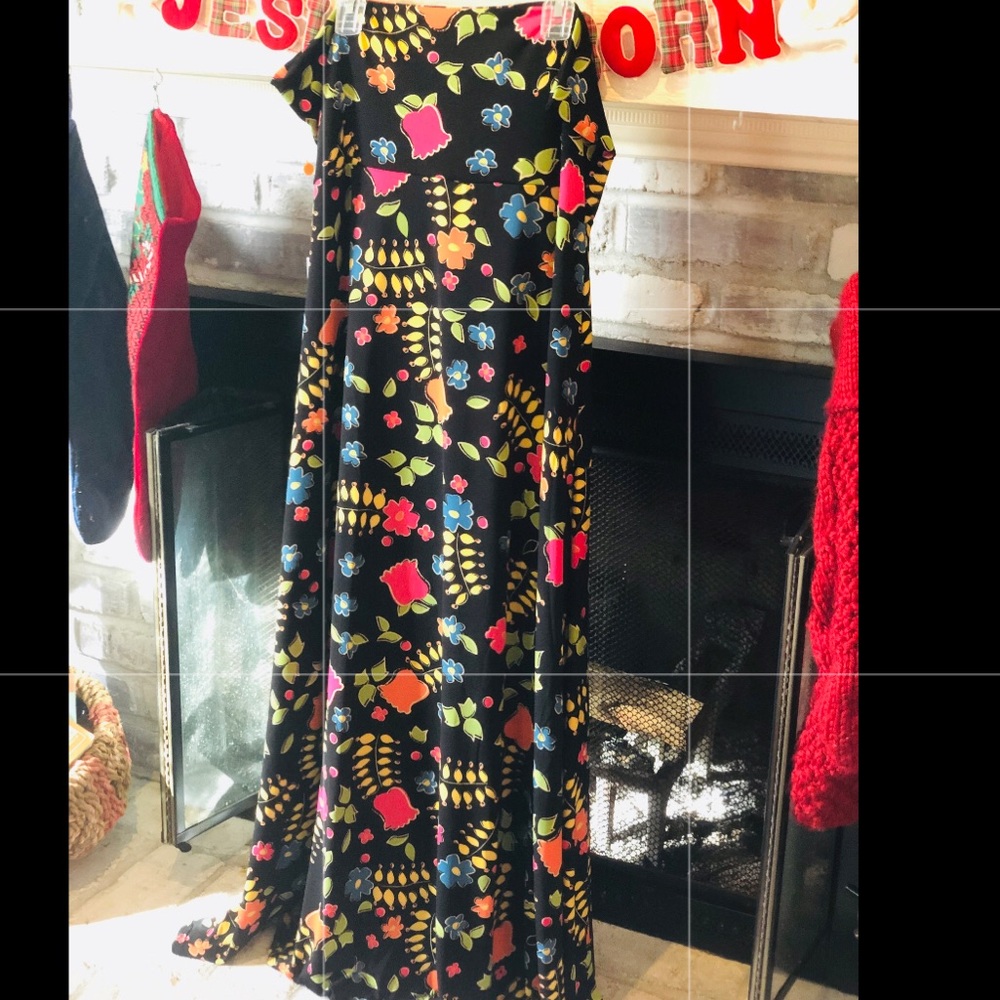 Brand new, LuLaRoe Maxi Skirt, size XL